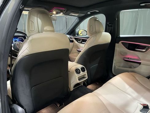 Used 2022 Mercedes-Benz C 300 4MATIC Sedan image 24