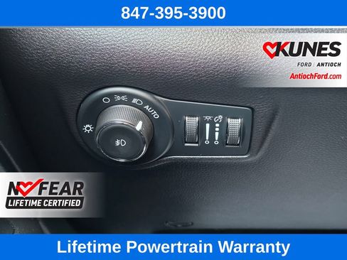 Used 2025 Jeep Compass Trailhawk AWD/4WD image 38