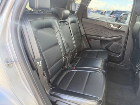 Used 2023 Ford Escape Platinum image 18