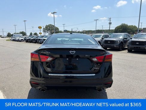 Used 2023 Nissan Altima 2.5 SR w/ SR Premium Package AWD/4WD image 5