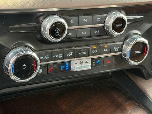 Used 2024 Ford F350 King Ranch AWD/4WD image 27