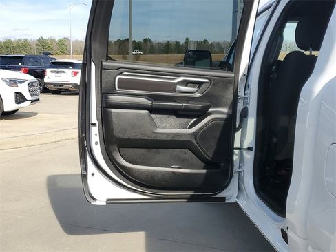 Used 2023 RAM 1500 Big Horn image 8
