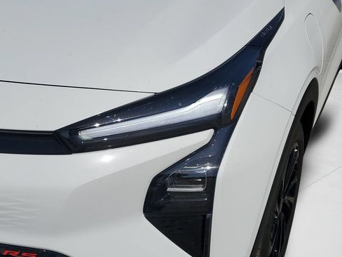Used 2027 Chevrolet Bolt RS FWD image 9