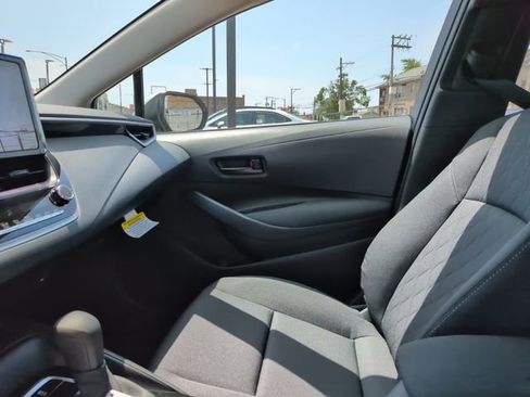 Used 2026 Toyota Corolla LE w/ LE Premium Package FWD image 17