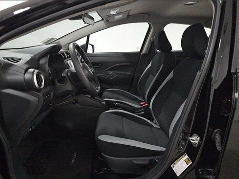 Used 2025 Nissan Versa S w/ Trunk Package FWD image 6