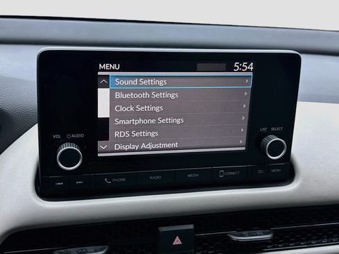 Used 2023 Honda HR-V LX image 9