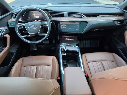 Used 2022 Audi e-tron Premium w/ Towing Package AWD/4WD image 2