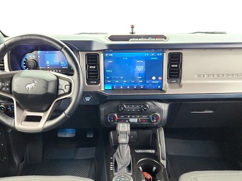 Used 2022 Ford Bronco Outer Banks image 27