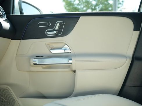 Certified 2026 Mercedes-Benz GLB 250 4MATIC image 26