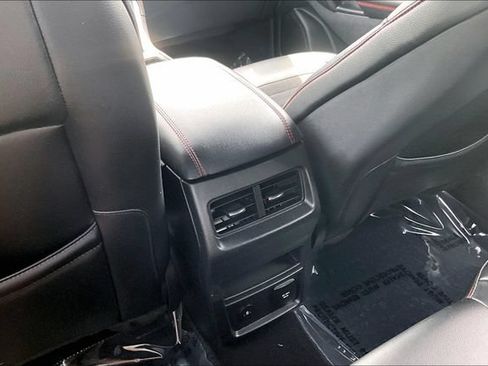 Used 2024 Ford Edge ST-Line AWD/4WD image 30