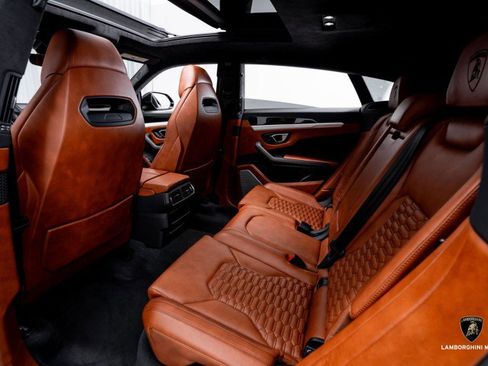 Used 2019 Lamborghini Urus image 48