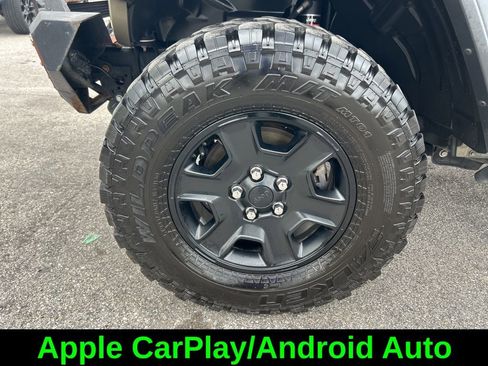 Used 2020 Jeep Gladiator Mojave w/ Trailer Tow Package image 19