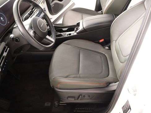 Certified 2025 Hyundai Santa Cruz Limited image 11