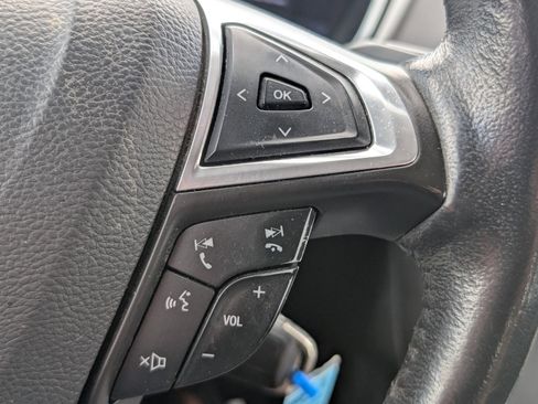 Used 2013 Ford Fusion SE FWD image 22