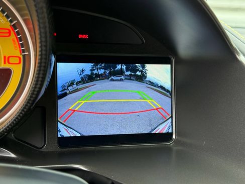 Used 2019 Ferrari 812 Superfast RWD image 42