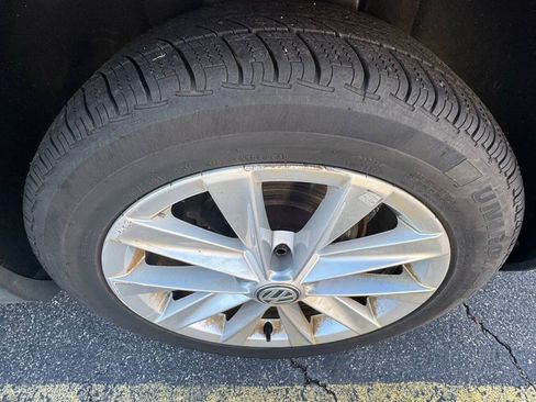 Used 2019 Volkswagen Golf Alltrack SE AWD/4WD image 37