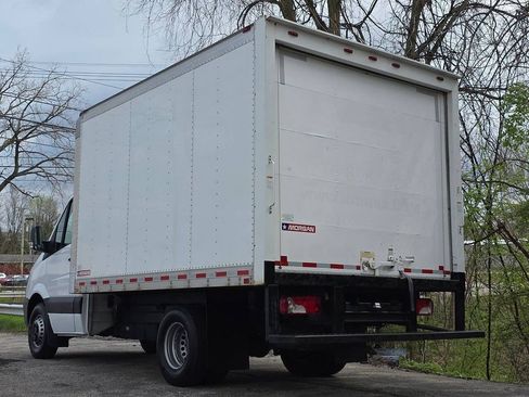 Used 2018 Mercedes-Benz Sprinter 3500 image 2