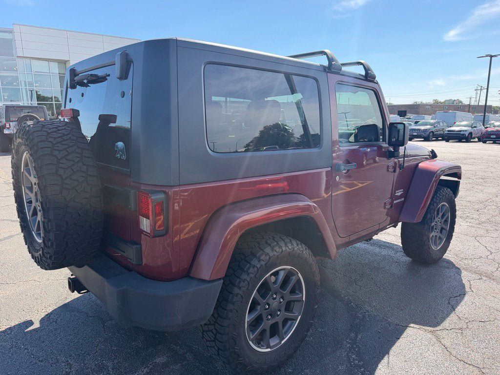 Used 2010 Jeep Wrangler Sahara w/ Dual Top Group AWD/4WD image 4