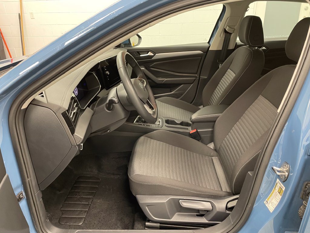 Used 2026 Volkswagen Jetta S FWD image 5