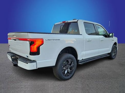 New 2023 Ford F150 Lightning Lariat image 3