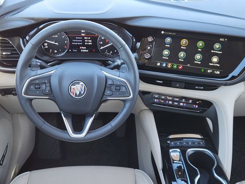 Used 2023 Buick Envision Avenir image 29