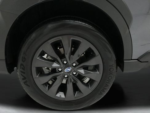 Used 2025 Subaru Outback Onyx Edition AWD/4WD image 7