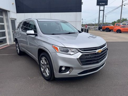 Used 2021 Chevrolet Traverse Premier AWD/4WD image 7
