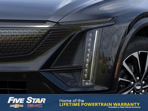 New 2026 Cadillac Lyriq Sport w/ LPO, Floor Liner Package AWD/4WD image 11