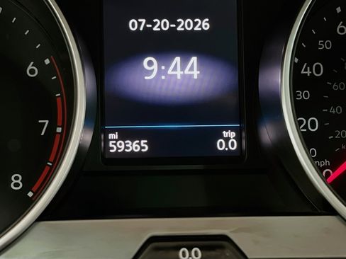 Used 2019 Volkswagen Tiguan SE FWD image 8