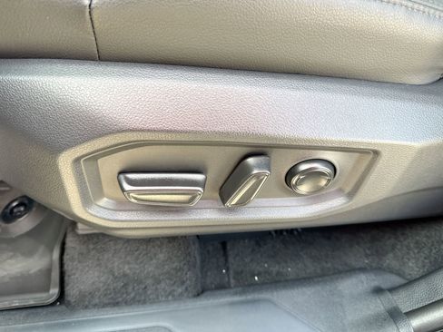 Certified 2025 Toyota Tundra Limited image 14