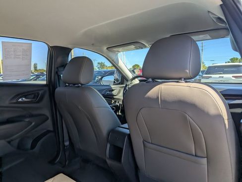 Used 2025 Chevrolet Trax ACTIV w/ Driver Confidence Package image 12