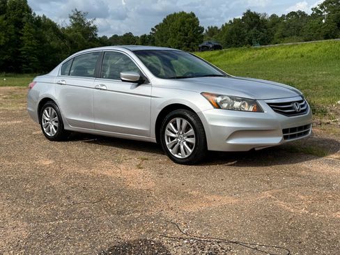 Used 2012 Honda Accord EX-L image 7