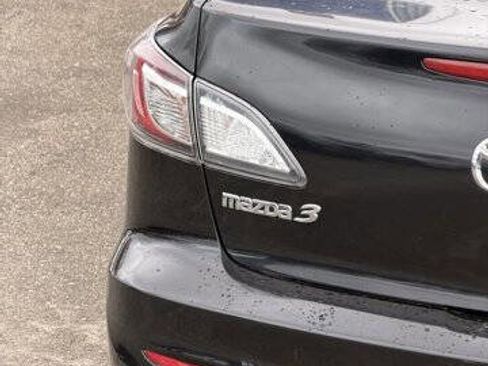 Used 2013 MAZDA MAZDA3 i Sport image 6