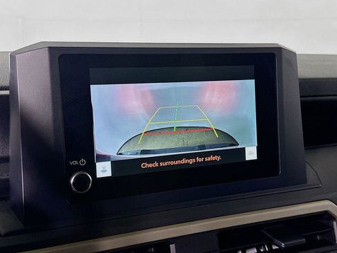 Used 2025 Toyota Tacoma SR image 10