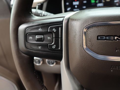 Used 2025 GMC Sierra 2500 Denali w/ Denali Reserve Package AWD/4WD image 31