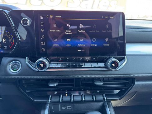 Used 2024 Chevrolet Colorado LT w/ LT Convenience Package II image 21