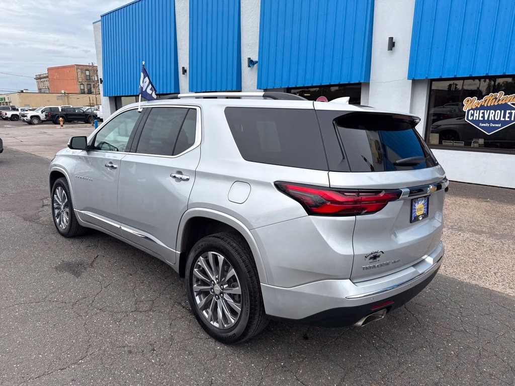 Used 2022 Chevrolet Traverse Premier w/ LPO, Floor Liner Package AWD/4WD image 14