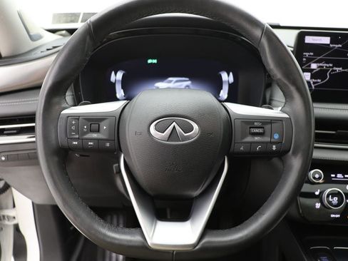 Used 2023 INFINITI QX60 Luxe w/ Performance Audio Package AWD/4WD image 17