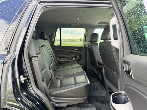 Used 2020 Chevrolet Tahoe LT w/ RST Edition AWD/4WD image 9