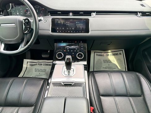 Used 2020 Land Rover Range Rover Evoque SE image 19