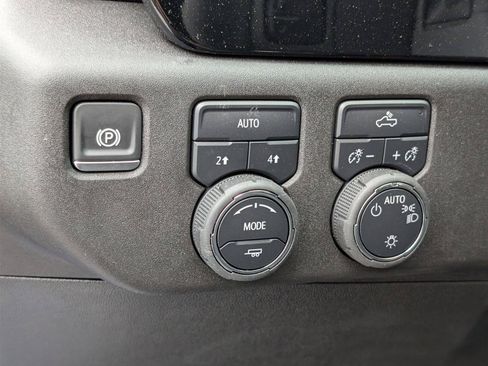 New 2025 Chevrolet Silverado 1500 LT AWD/4WD image 17