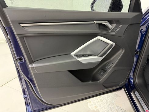 Certified 2025 Audi Q3 2.0T Premium w/ Convenience Package image 26