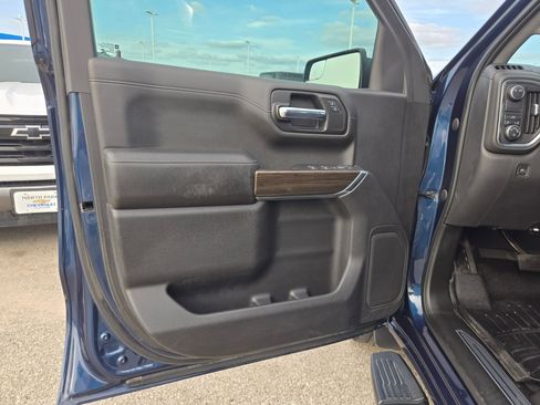 Used 2021 Chevrolet Silverado 1500 LT RWD image 12