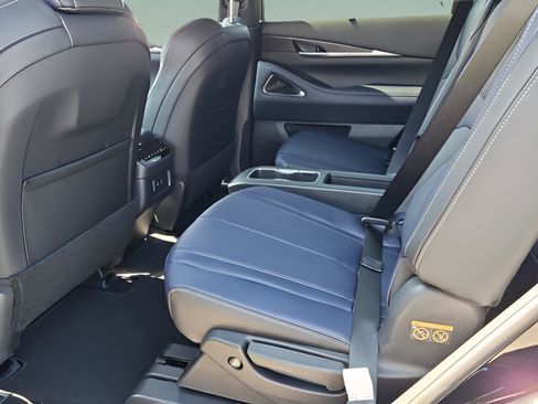 New 2026 INFINITI QX60 Sport w/ Dark Cargo Package image 9