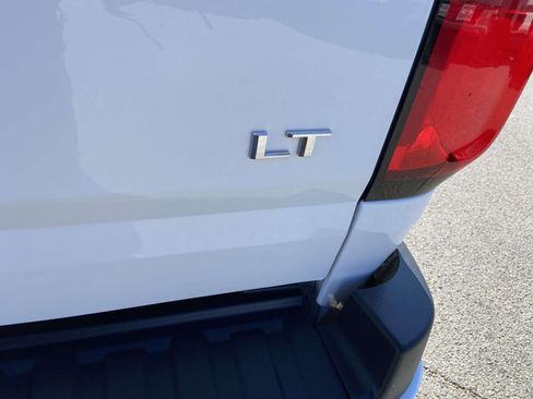 Used 2022 Chevrolet Colorado LT image 30