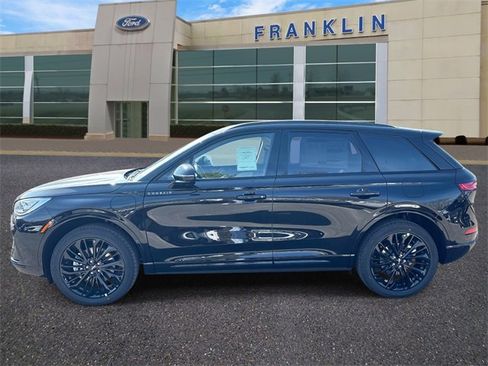 New 2026 Lincoln Corsair Grand Touring image 4