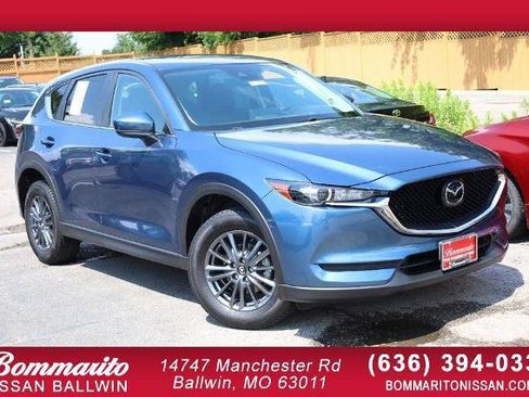 Used 2021 MAZDA CX-5 Touring FWD image 1