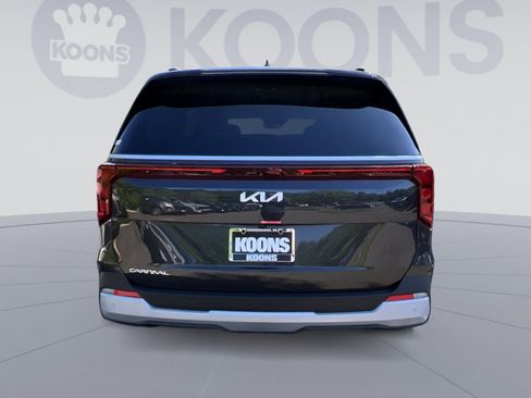 New 2026 Kia Carnival EX FWD image 10