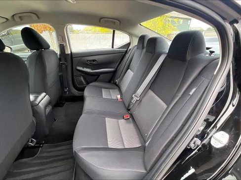 Certified 2024 Nissan Sentra SV image 18