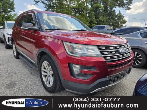 Used 2016 Ford Explorer XLT w/ Equipment Group 202A FWD image 1